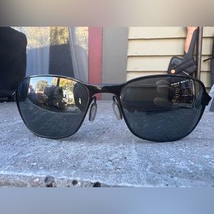 Black Oakley polarized C WIRE sunglasses